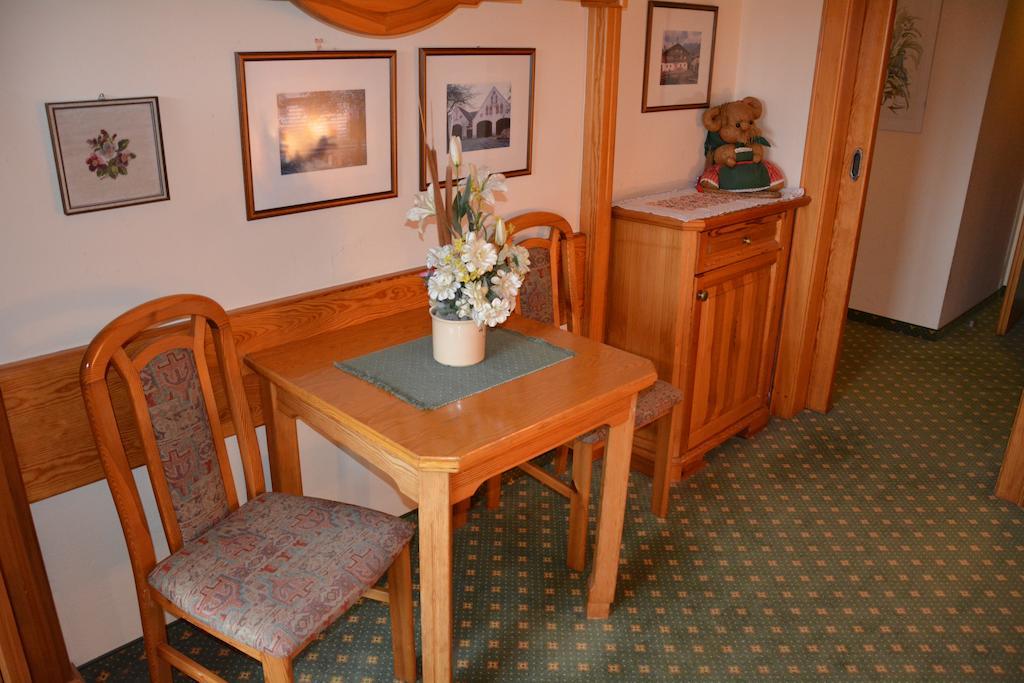 Hotel-Restaurant Fischer Bad Waltersdorf Pokoj fotografie